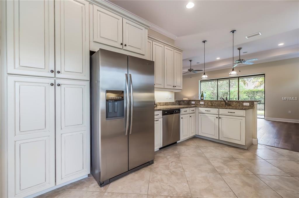 7804 RIO BELLA PLACE, UNIVERSITY PARK, Florida 34201, 3 Bedrooms Bedrooms, 3 Rooms Rooms,2 BathroomsBathrooms,Residential,For sale,RIO BELLA,A4202170