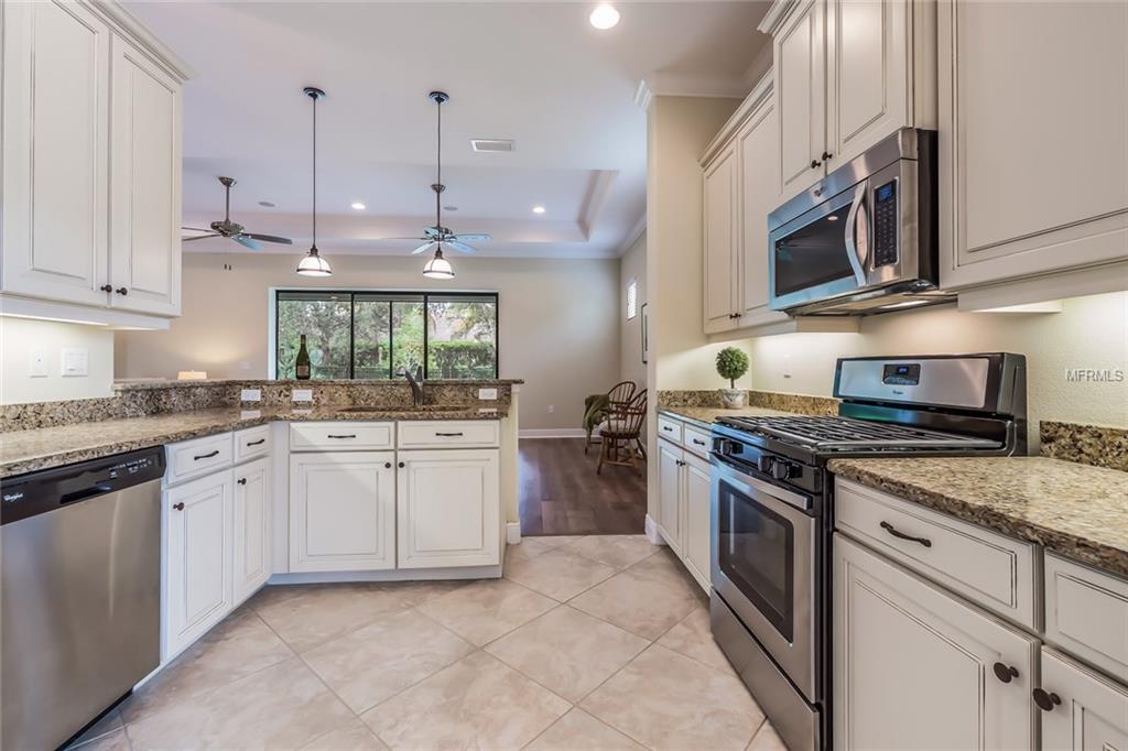 7804 RIO BELLA PLACE, UNIVERSITY PARK, Florida 34201, 3 Bedrooms Bedrooms, 3 Rooms Rooms,2 BathroomsBathrooms,Residential,For sale,RIO BELLA,A4202170