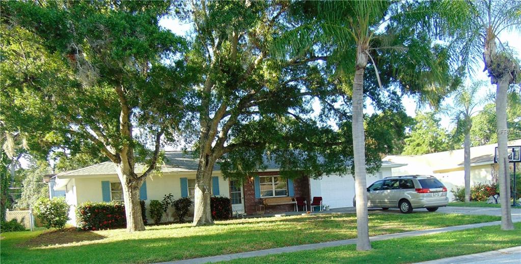 2929 CONCORD STREET, SARASOTA, Florida 34231, 3 Bedrooms Bedrooms, 7 Rooms Rooms,2 BathroomsBathrooms,Residential,For sale,CONCORD,A4204522