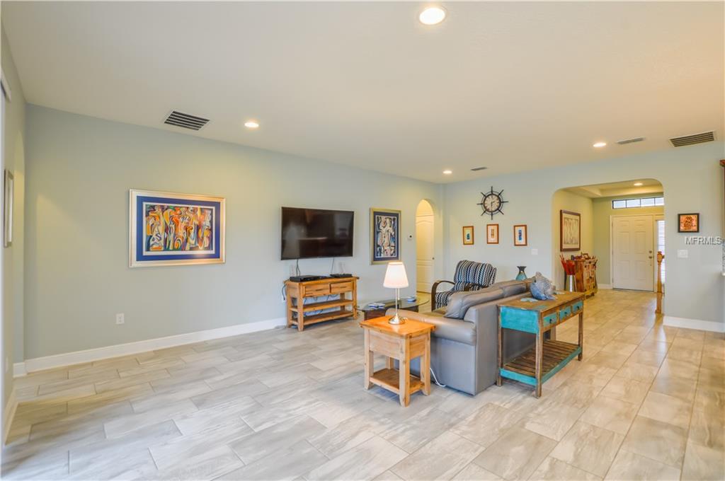 1937 ARDEN OAKS DRIVE, OCOEE, Florida 34761, 4 Bedrooms Bedrooms, 9 Rooms Rooms,3 BathroomsBathrooms,Residential,For sale,ARDEN OAKS,O5555085