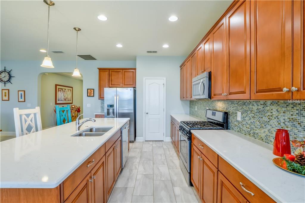 1937 ARDEN OAKS DRIVE, OCOEE, Florida 34761, 4 Bedrooms Bedrooms, 9 Rooms Rooms,3 BathroomsBathrooms,Residential,For sale,ARDEN OAKS,O5555085