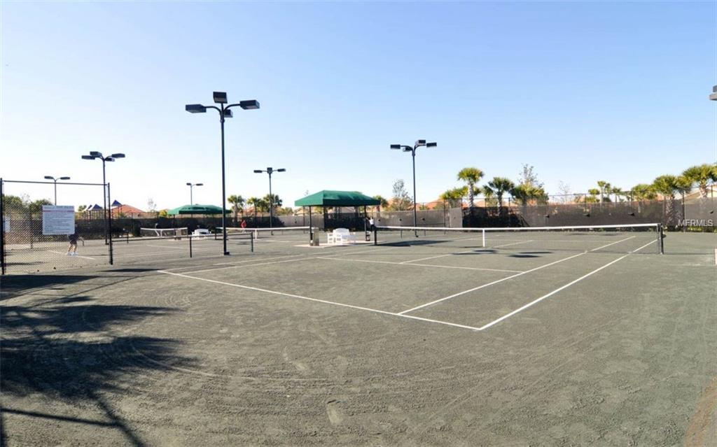 5742 BENEVENTO DRIVE, SARASOTA, Florida 34238, 3 Bedrooms Bedrooms, 7 Rooms Rooms,3 BathroomsBathrooms,Residential,For sale,BENEVENTO,A4206679