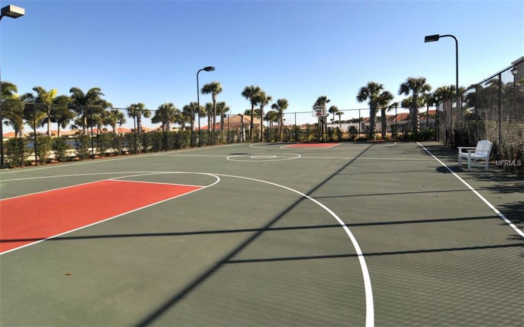 5742 BENEVENTO DRIVE, SARASOTA, Florida 34238, 3 Bedrooms Bedrooms, 7 Rooms Rooms,3 BathroomsBathrooms,Residential,For sale,BENEVENTO,A4206679