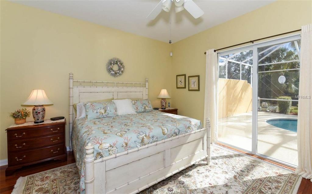 5742 BENEVENTO DRIVE, SARASOTA, Florida 34238, 3 Bedrooms Bedrooms, 7 Rooms Rooms,3 BathroomsBathrooms,Residential,For sale,BENEVENTO,A4206679