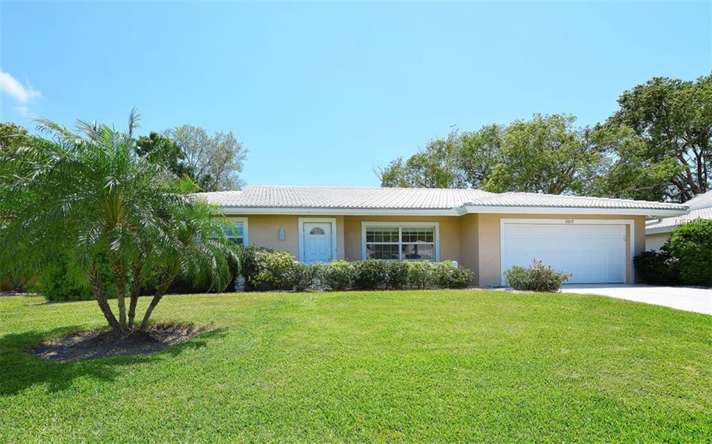 3312 SPRING MILL CIRCLE, SARASOTA, Florida 34239, 2 Bedrooms Bedrooms, 7 Rooms Rooms,2 BathroomsBathrooms,Residential,For sale,SPRING MILL,A4207270