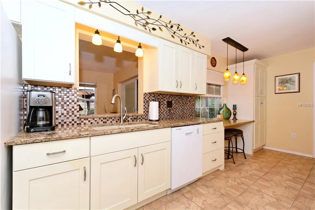 3312 SPRING MILL CIRCLE, SARASOTA, Florida 34239, 2 Bedrooms Bedrooms, 7 Rooms Rooms,2 BathroomsBathrooms,Residential,For sale,SPRING MILL,A4207270