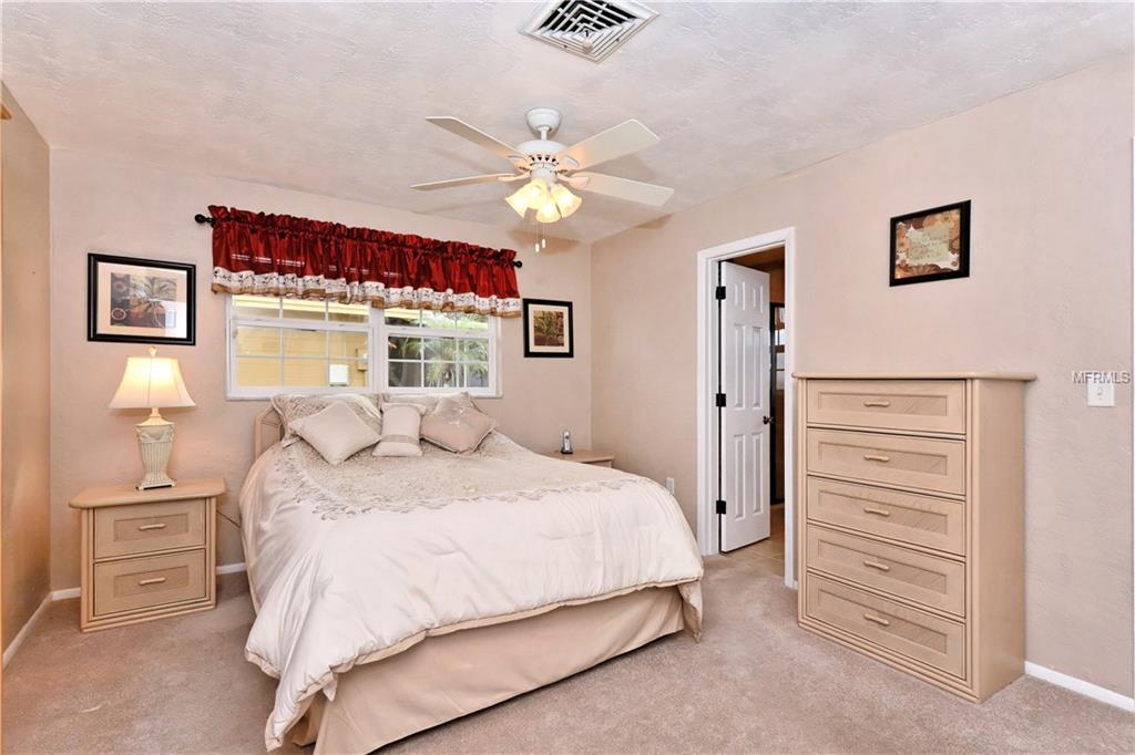 3312 SPRING MILL CIRCLE, SARASOTA, Florida 34239, 2 Bedrooms Bedrooms, 7 Rooms Rooms,2 BathroomsBathrooms,Residential,For sale,SPRING MILL,A4207270