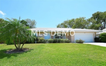 3312 SPRING MILL CIRCLE, SARASOTA, Florida 34239, 2 Bedrooms Bedrooms, 7 Rooms Rooms,2 BathroomsBathrooms,Residential,For sale,SPRING MILL,A4207270