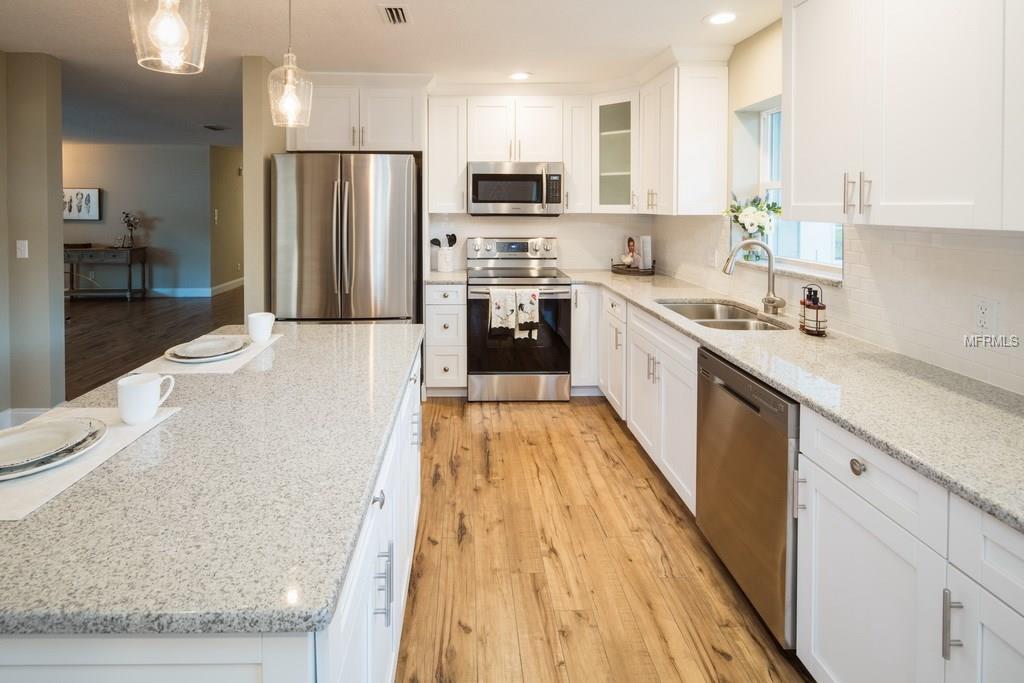 316 HAWICK LANE, LAKELAND, Florida 33813, 3 Bedrooms Bedrooms, 7 Rooms Rooms,2 BathroomsBathrooms,Residential,For sale,HAWICK,L4725155