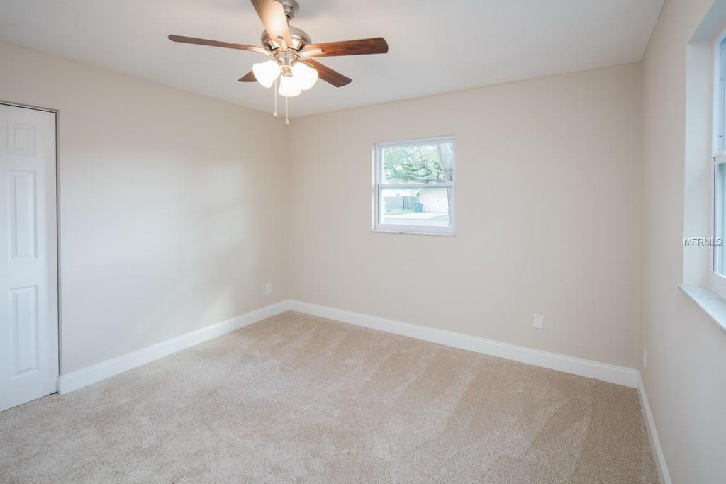 316 HAWICK LANE, LAKELAND, Florida 33813, 3 Bedrooms Bedrooms, 7 Rooms Rooms,2 BathroomsBathrooms,Residential,For sale,HAWICK,L4725155