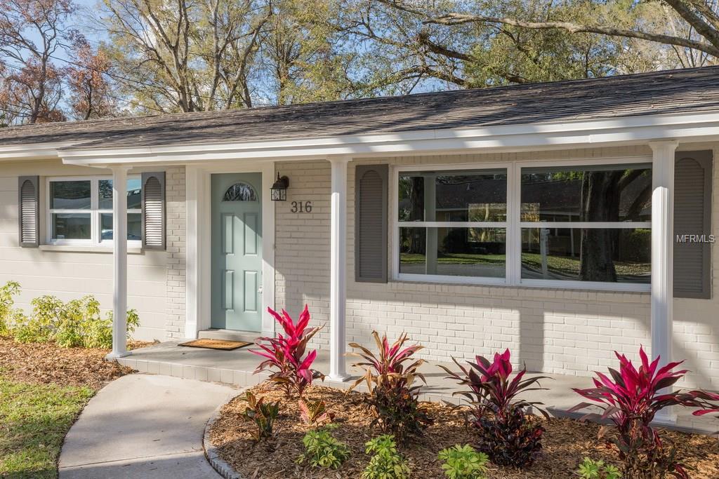 316 HAWICK LANE, LAKELAND, Florida 33813, 3 Bedrooms Bedrooms, 7 Rooms Rooms,2 BathroomsBathrooms,Residential,For sale,HAWICK,L4725155