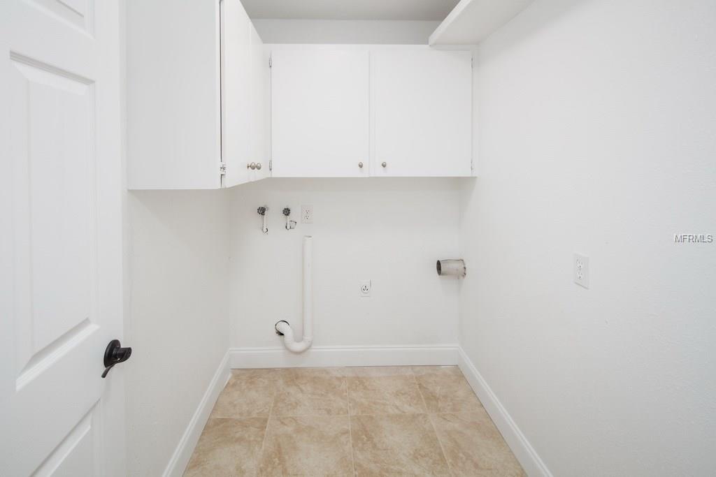 316 HAWICK LANE, LAKELAND, Florida 33813, 3 Bedrooms Bedrooms, 7 Rooms Rooms,2 BathroomsBathrooms,Residential,For sale,HAWICK,L4725155