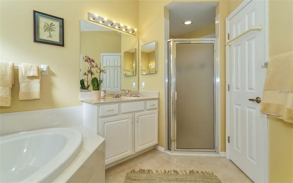 7715 LATROBE COURT, LAKEWOOD RANCH, Florida 34202, 4 Bedrooms Bedrooms, 7 Rooms Rooms,2 BathroomsBathrooms,Residential,For sale,LATROBE,A4208915