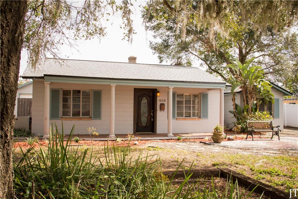 809 S BUMBY AVENUE, ORLANDO, Florida 32803, 3 Bedrooms Bedrooms, 8 Rooms Rooms,2 BathroomsBathrooms,Residential,For sale,BUMBY,O5561612