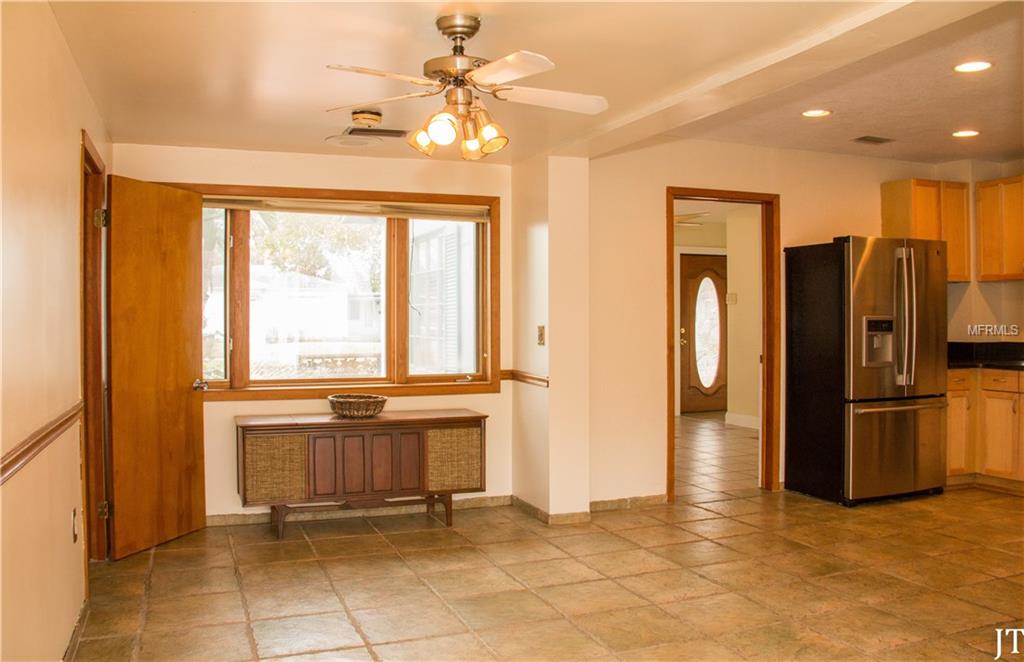 809 S BUMBY AVENUE, ORLANDO, Florida 32803, 3 Bedrooms Bedrooms, 8 Rooms Rooms,2 BathroomsBathrooms,Residential,For sale,BUMBY,O5561612