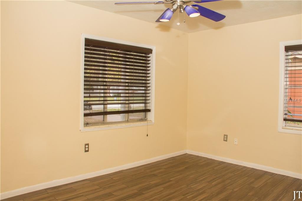 809 S BUMBY AVENUE, ORLANDO, Florida 32803, 3 Bedrooms Bedrooms, 8 Rooms Rooms,2 BathroomsBathrooms,Residential,For sale,BUMBY,O5561612