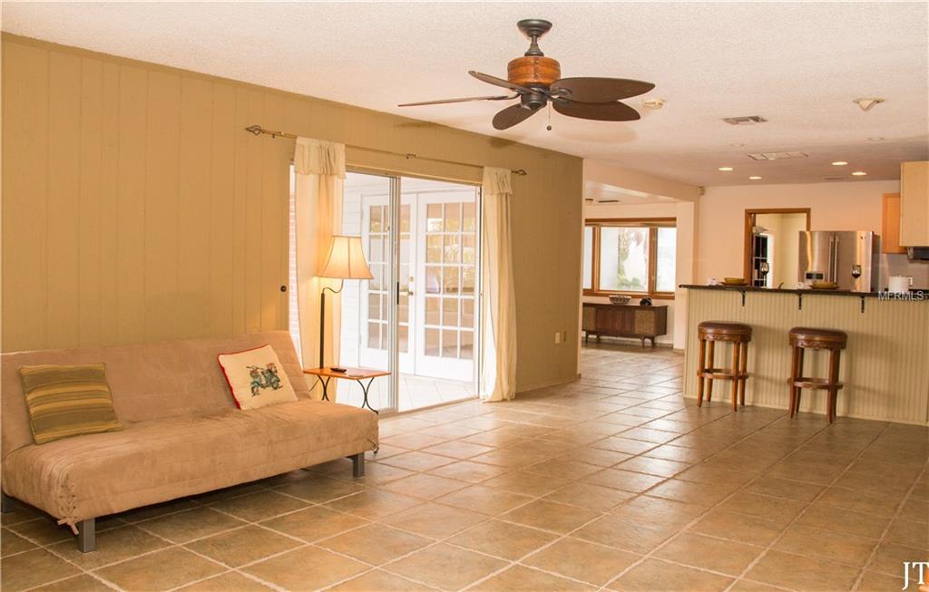 809 S BUMBY AVENUE, ORLANDO, Florida 32803, 3 Bedrooms Bedrooms, 8 Rooms Rooms,2 BathroomsBathrooms,Residential,For sale,BUMBY,O5561612