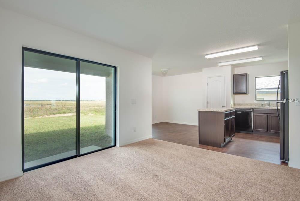 1608 ELLINGTON DRIVE, DUNDEE, Florida 33838, 3 Bedrooms Bedrooms, 5 Rooms Rooms,2 BathroomsBathrooms,Residential,For sale,ELLINGTON,T2928331