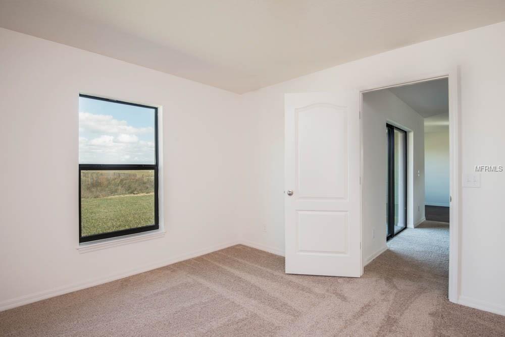 1608 ELLINGTON DRIVE, DUNDEE, Florida 33838, 3 Bedrooms Bedrooms, 5 Rooms Rooms,2 BathroomsBathrooms,Residential,For sale,ELLINGTON,T2928331