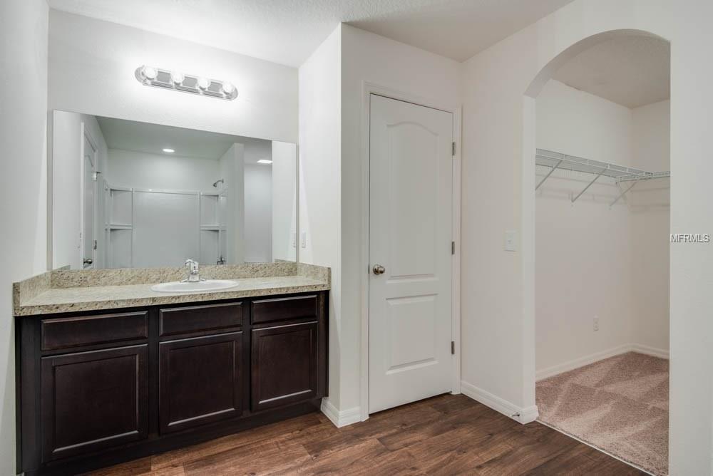 1608 ELLINGTON DRIVE, DUNDEE, Florida 33838, 3 Bedrooms Bedrooms, 5 Rooms Rooms,2 BathroomsBathrooms,Residential,For sale,ELLINGTON,T2928331