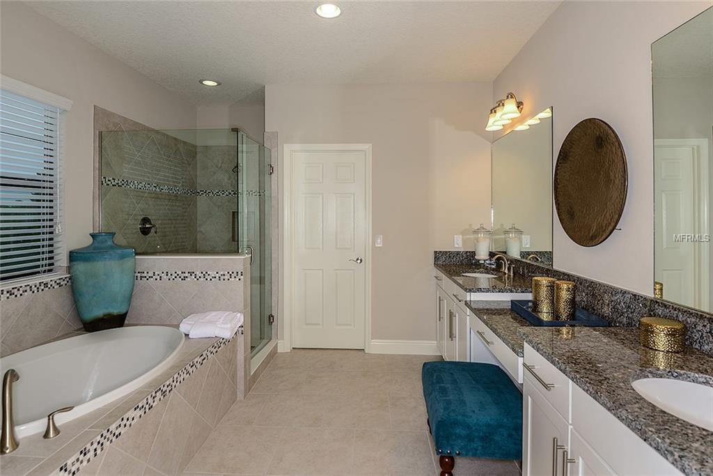 1594 LAVELLO LANE, PALM HARBOR, Florida 34683, 3 Bedrooms Bedrooms, 3 Rooms Rooms,2 BathroomsBathrooms,Residential,For sale,LAVELLO,U7847532