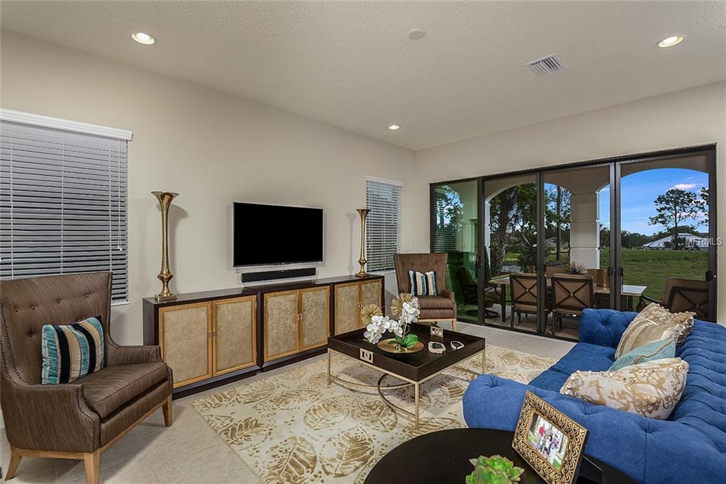 1594 LAVELLO LANE, PALM HARBOR, Florida 34683, 3 Bedrooms Bedrooms, 3 Rooms Rooms,2 BathroomsBathrooms,Residential,For sale,LAVELLO,U7847532