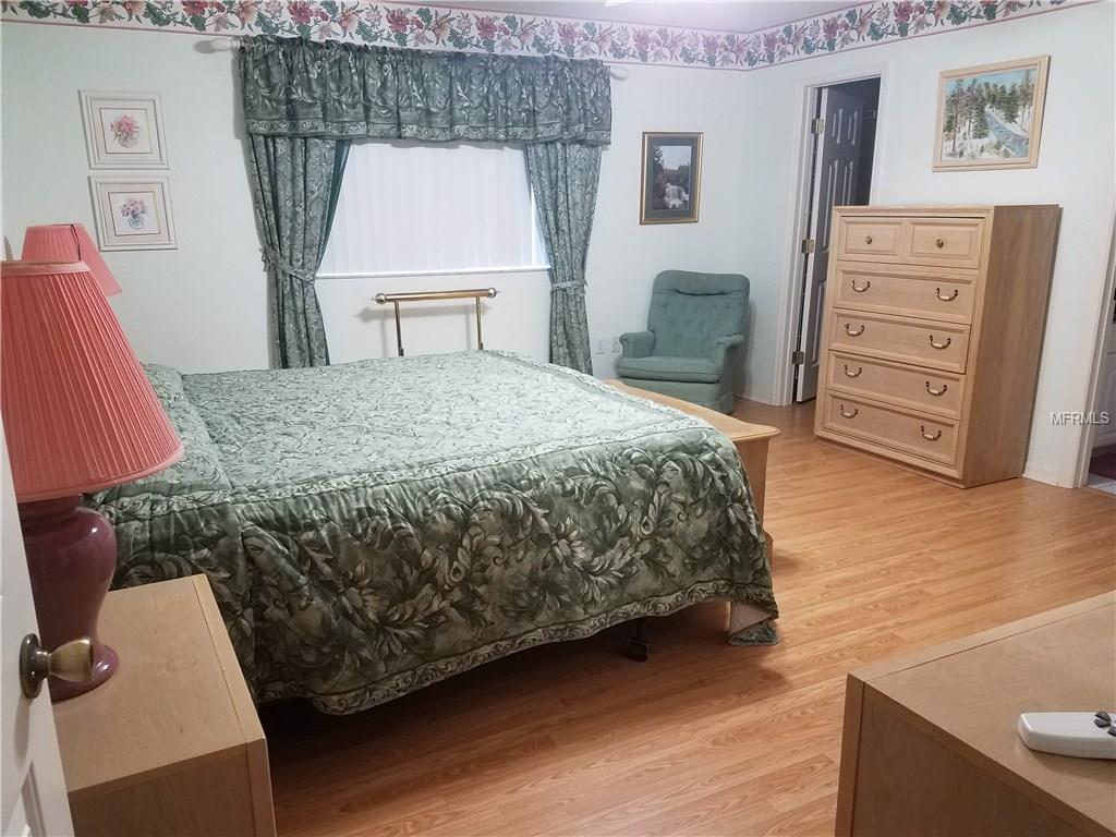 9085 SE 136TH LOOP, SUMMERFIELD, Florida 34491, 3 Bedrooms Bedrooms, 8 Rooms Rooms,2 BathroomsBathrooms,Residential,For sale,136TH,G4852814