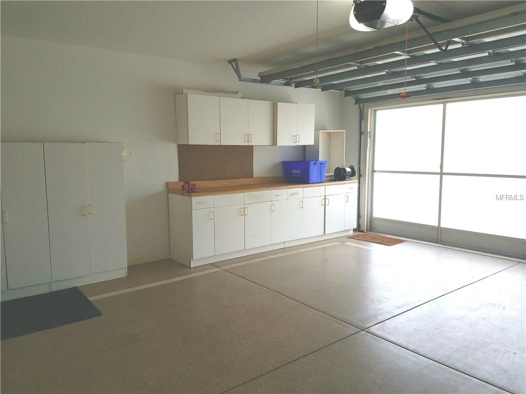 9085 SE 136TH LOOP, SUMMERFIELD, Florida 34491, 3 Bedrooms Bedrooms, 8 Rooms Rooms,2 BathroomsBathrooms,Residential,For sale,136TH,G4852814