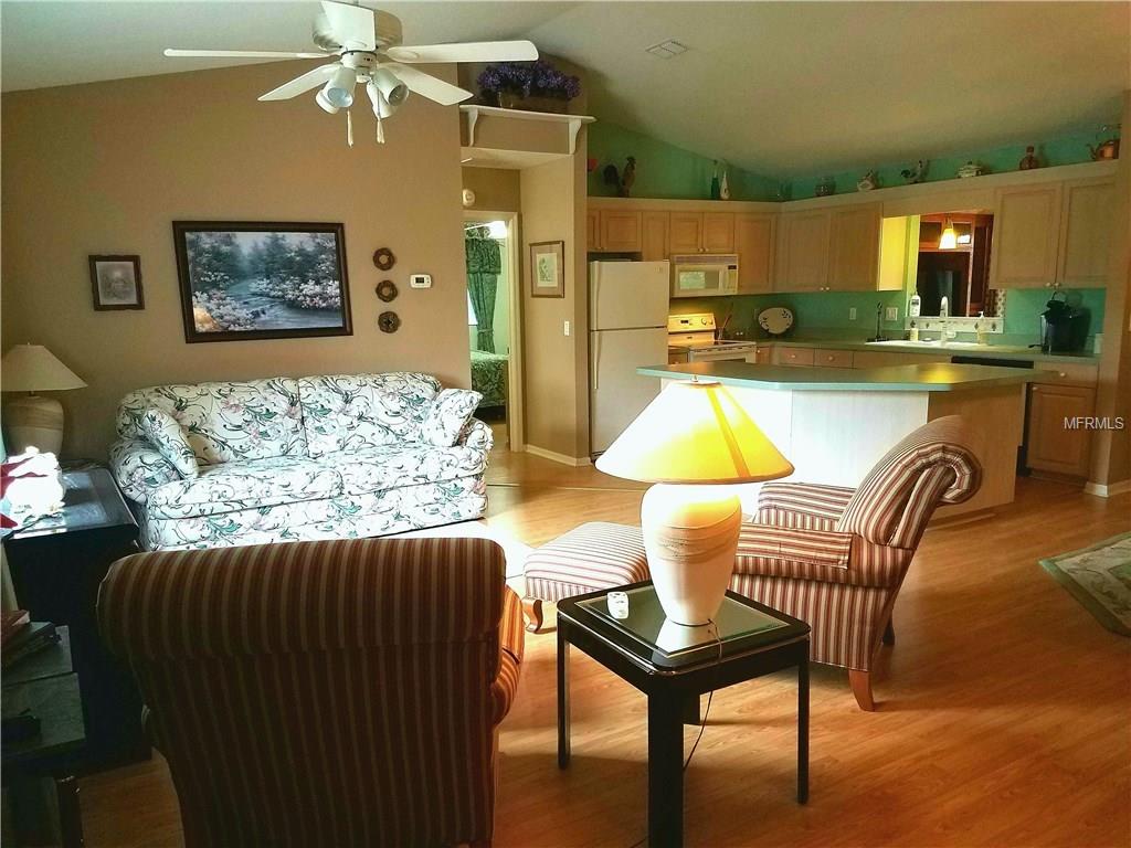 9085 SE 136TH LOOP, SUMMERFIELD, Florida 34491, 3 Bedrooms Bedrooms, 8 Rooms Rooms,2 BathroomsBathrooms,Residential,For sale,136TH,G4852814