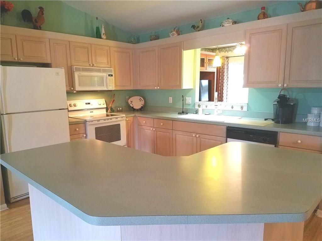 9085 SE 136TH LOOP, SUMMERFIELD, Florida 34491, 3 Bedrooms Bedrooms, 8 Rooms Rooms,2 BathroomsBathrooms,Residential,For sale,136TH,G4852814