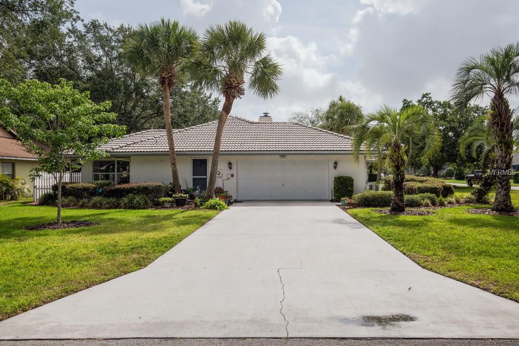 3016 PLANTATION WAY, WINTER HAVEN, Florida 33884, 3 Bedrooms Bedrooms, 9 Rooms Rooms,2 BathroomsBathrooms,Residential,For sale,PLANTATION,P4715981