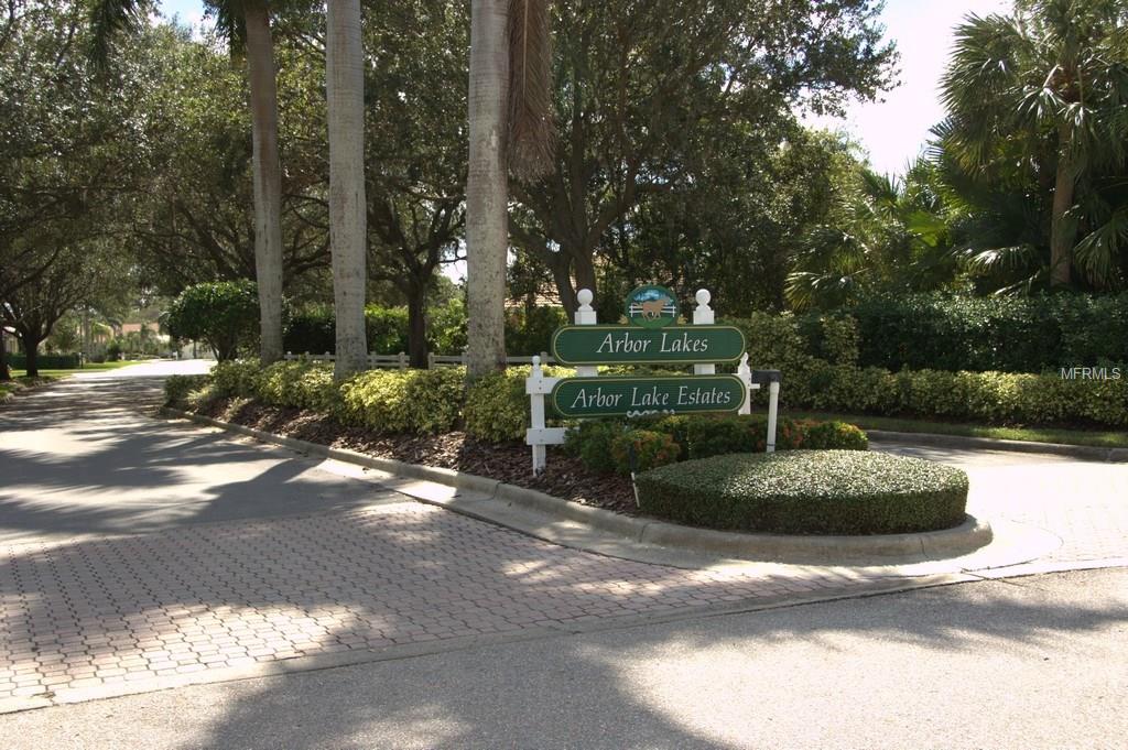 6111 WINCHESTER PLACE, SARASOTA, Florida 34243, 3 Bedrooms Bedrooms, 8 Rooms Rooms,2 BathroomsBathrooms,Residential,For sale,WINCHESTER,A4198967