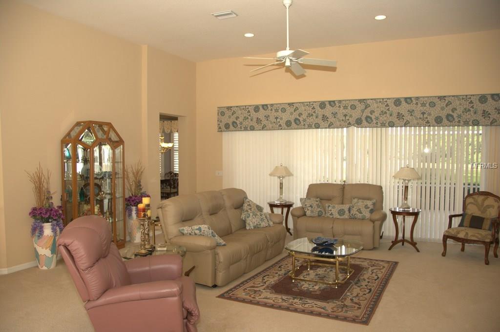 6111 WINCHESTER PLACE, SARASOTA, Florida 34243, 3 Bedrooms Bedrooms, 8 Rooms Rooms,2 BathroomsBathrooms,Residential,For sale,WINCHESTER,A4198967