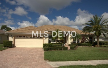 6111 WINCHESTER PLACE, SARASOTA, Florida 34243, 3 Bedrooms Bedrooms, 8 Rooms Rooms,2 BathroomsBathrooms,Residential,For sale,WINCHESTER,A4198967