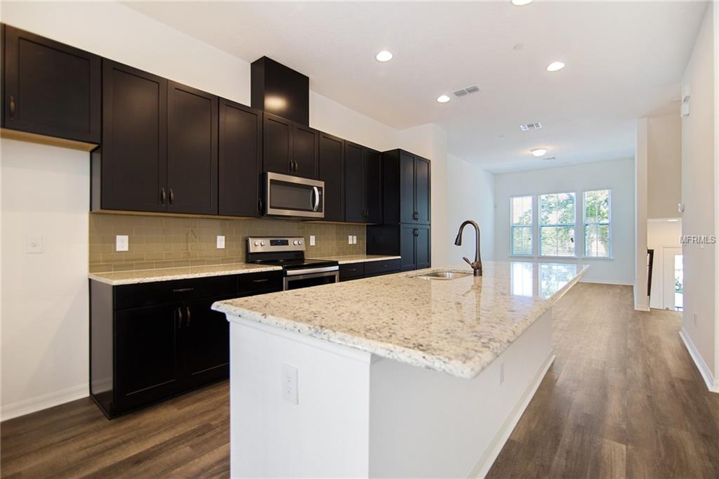 471 WINDMILL PALM CIRCLE, ALTAMONTE SPRINGS, Florida 32701, 3 Bedrooms Bedrooms, 3 Rooms Rooms,3 BathroomsBathrooms,Residential,For sale,WINDMILL PALM,O5545321