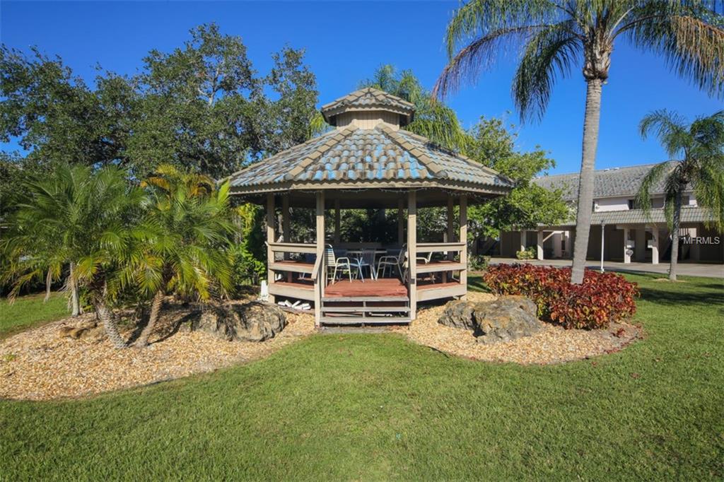 926 CAPRI ISLES BOULEVARD, VENICE, Florida 34292, 2 Bedrooms Bedrooms, 4 Rooms Rooms,2 BathroomsBathrooms,Residential,For sale,CAPRI ISLES,N5915163