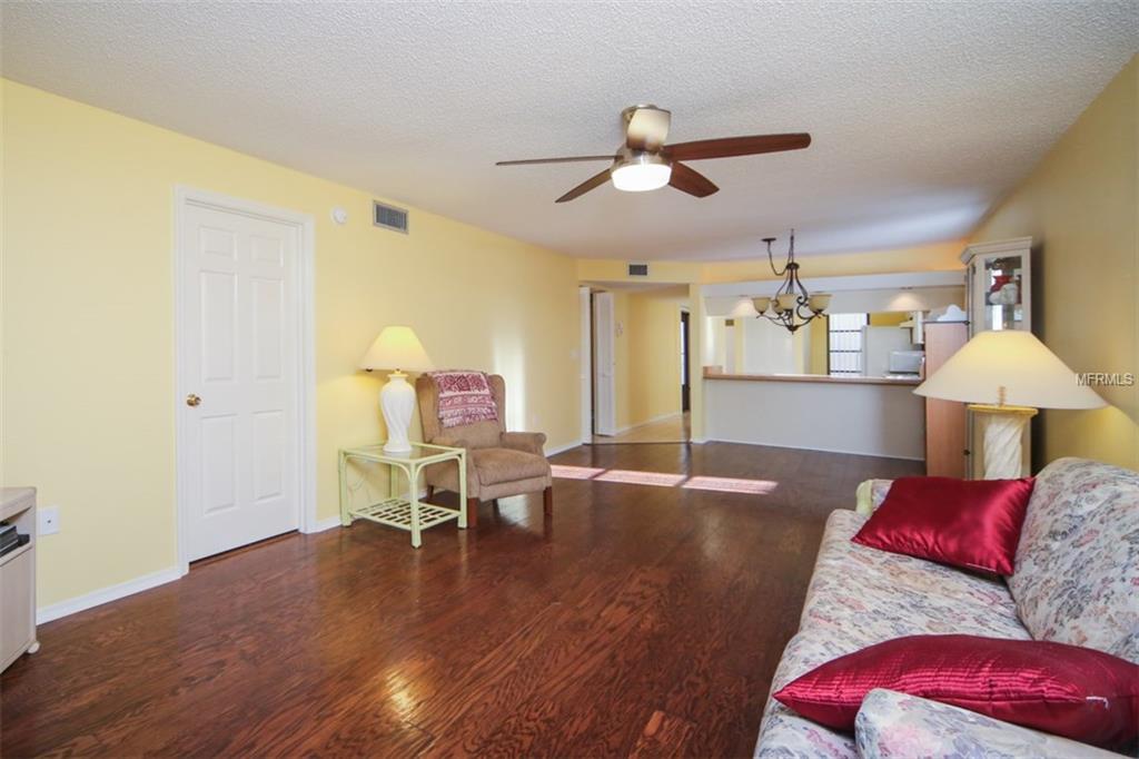 926 CAPRI ISLES BOULEVARD, VENICE, Florida 34292, 2 Bedrooms Bedrooms, 4 Rooms Rooms,2 BathroomsBathrooms,Residential,For sale,CAPRI ISLES,N5915163