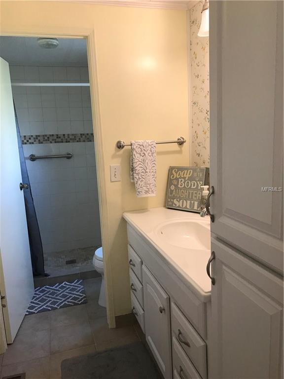 350 LONGWOOD DRIVE, VENICE, Florida 34285, 2 Bedrooms Bedrooms, 6 Rooms Rooms,2 BathroomsBathrooms,Residential,For sale,LONGWOOD,N5915517