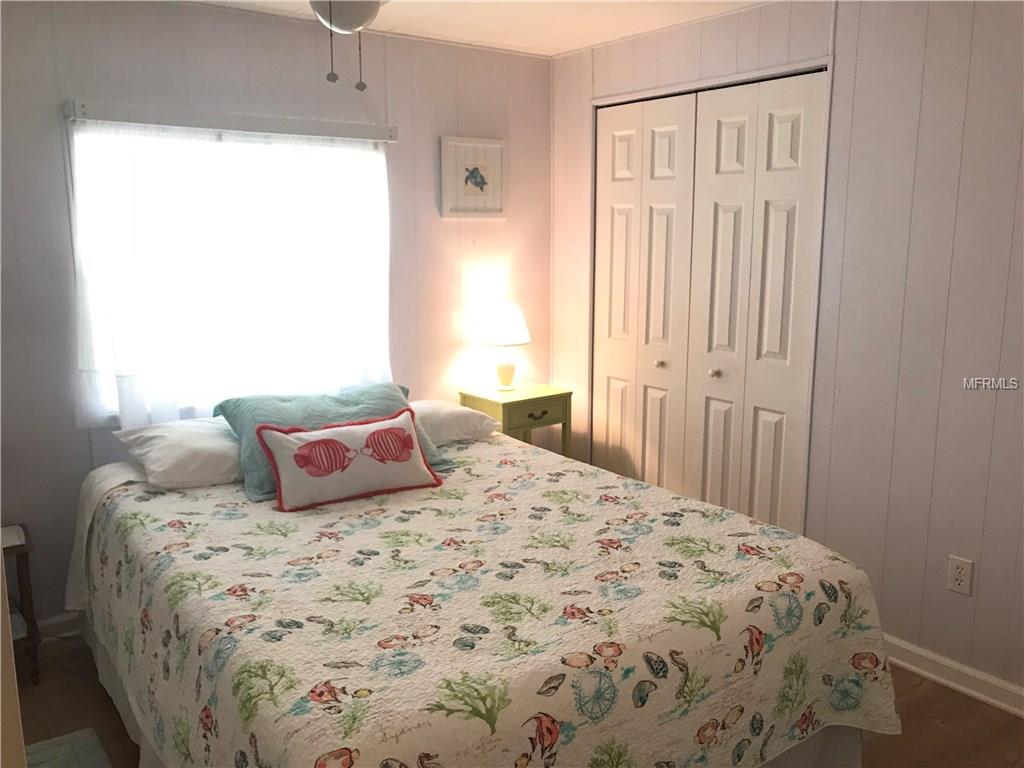 350 LONGWOOD DRIVE, VENICE, Florida 34285, 2 Bedrooms Bedrooms, 6 Rooms Rooms,2 BathroomsBathrooms,Residential,For sale,LONGWOOD,N5915517