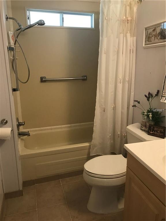 350 LONGWOOD DRIVE, VENICE, Florida 34285, 2 Bedrooms Bedrooms, 6 Rooms Rooms,2 BathroomsBathrooms,Residential,For sale,LONGWOOD,N5915517