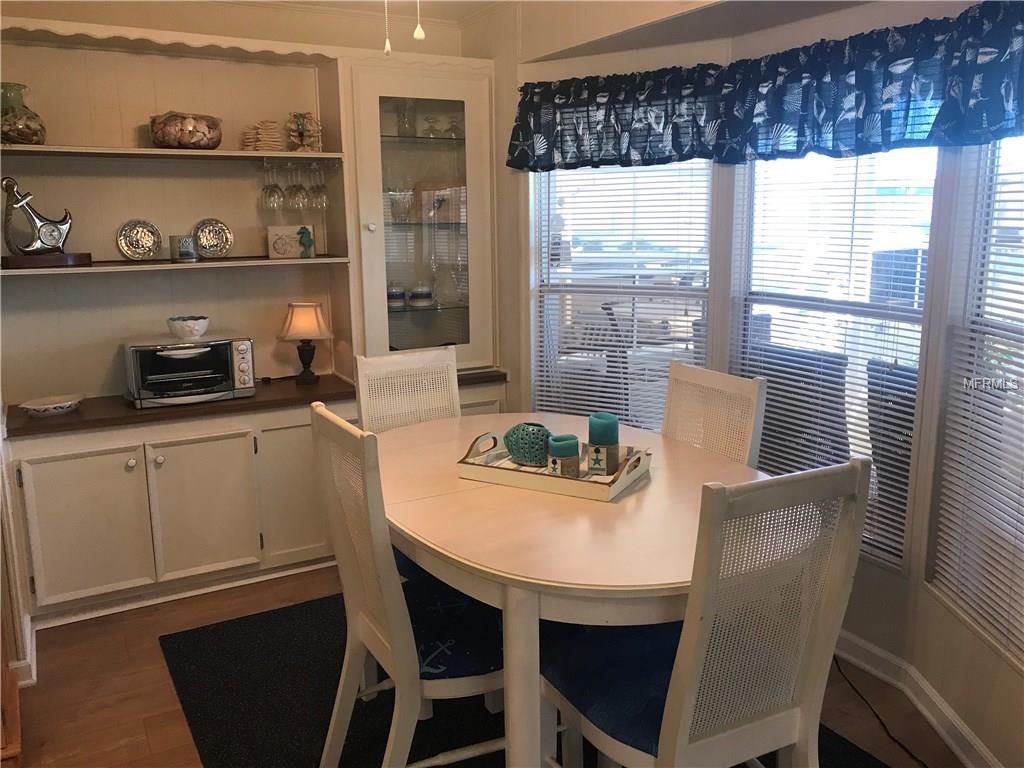 350 LONGWOOD DRIVE, VENICE, Florida 34285, 2 Bedrooms Bedrooms, 6 Rooms Rooms,2 BathroomsBathrooms,Residential,For sale,LONGWOOD,N5915517