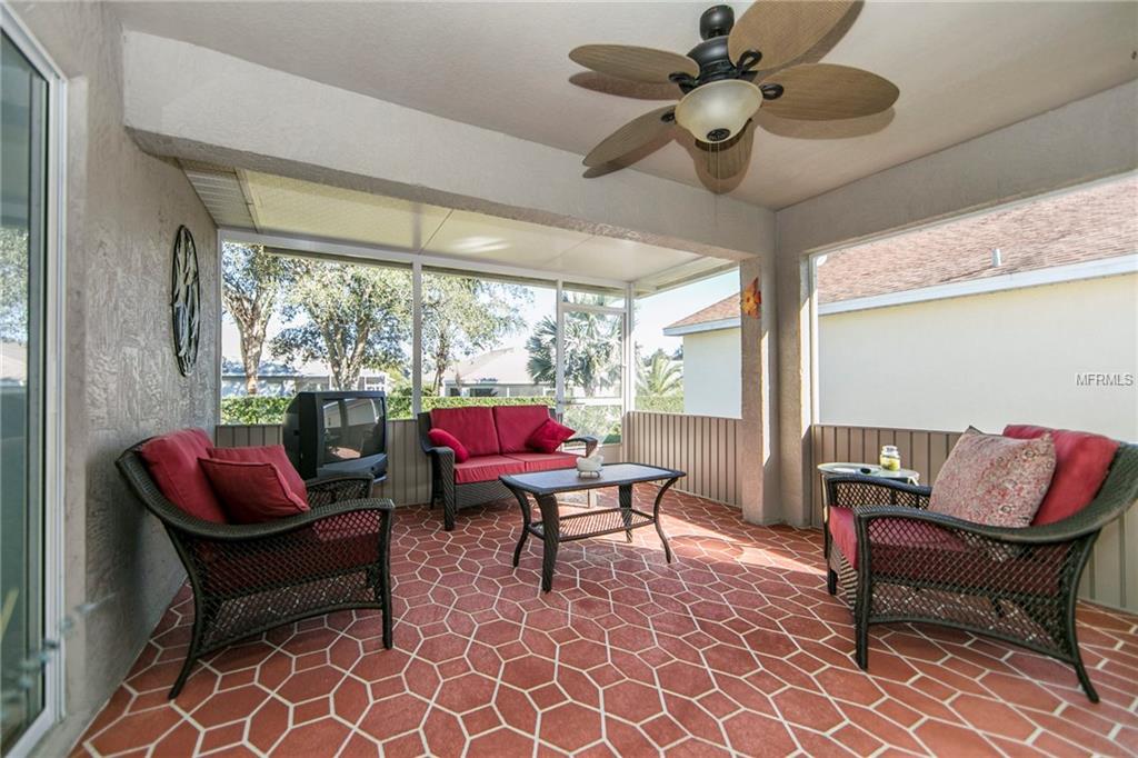 419 LAKE SUZANNE DRIVE, LAKE WALES, Florida 33859, 2 Bedrooms Bedrooms, 6 Rooms Rooms,2 BathroomsBathrooms,Residential,For sale,LAKE SUZANNE,P4718478