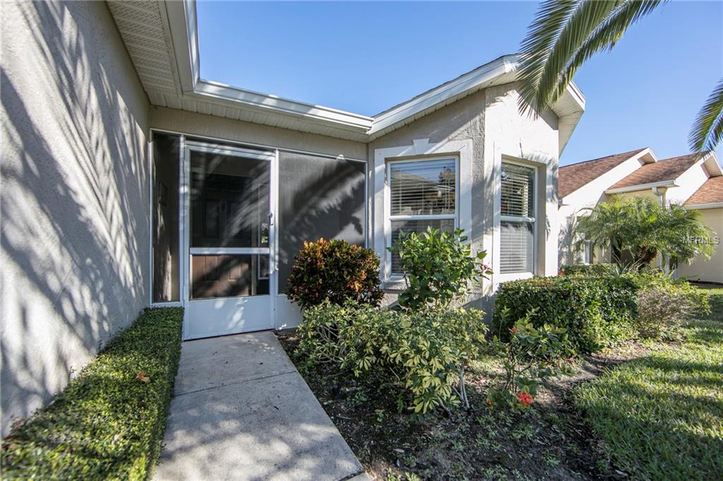 419 LAKE SUZANNE DRIVE, LAKE WALES, Florida 33859, 2 Bedrooms Bedrooms, 6 Rooms Rooms,2 BathroomsBathrooms,Residential,For sale,LAKE SUZANNE,P4718478