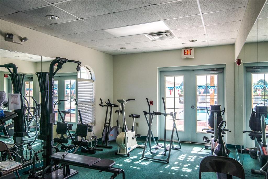 419 LAKE SUZANNE DRIVE, LAKE WALES, Florida 33859, 2 Bedrooms Bedrooms, 6 Rooms Rooms,2 BathroomsBathrooms,Residential,For sale,LAKE SUZANNE,P4718478