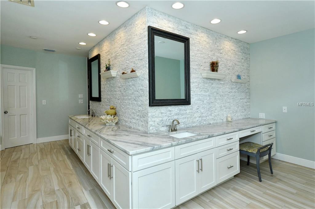 7313 CRAPE MYRTLE WAY, SARASOTA, Florida 34241, 3 Bedrooms Bedrooms, 4 Rooms Rooms,3 BathroomsBathrooms,Residential,For sale,CRAPE MYRTLE,A4206681