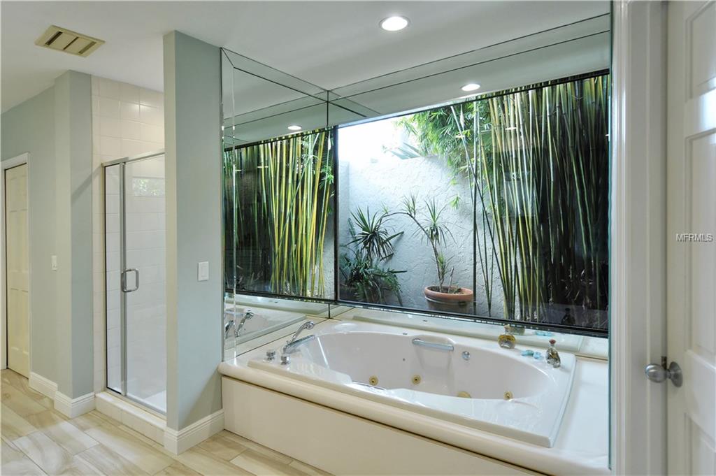 7313 CRAPE MYRTLE WAY, SARASOTA, Florida 34241, 3 Bedrooms Bedrooms, 4 Rooms Rooms,3 BathroomsBathrooms,Residential,For sale,CRAPE MYRTLE,A4206681