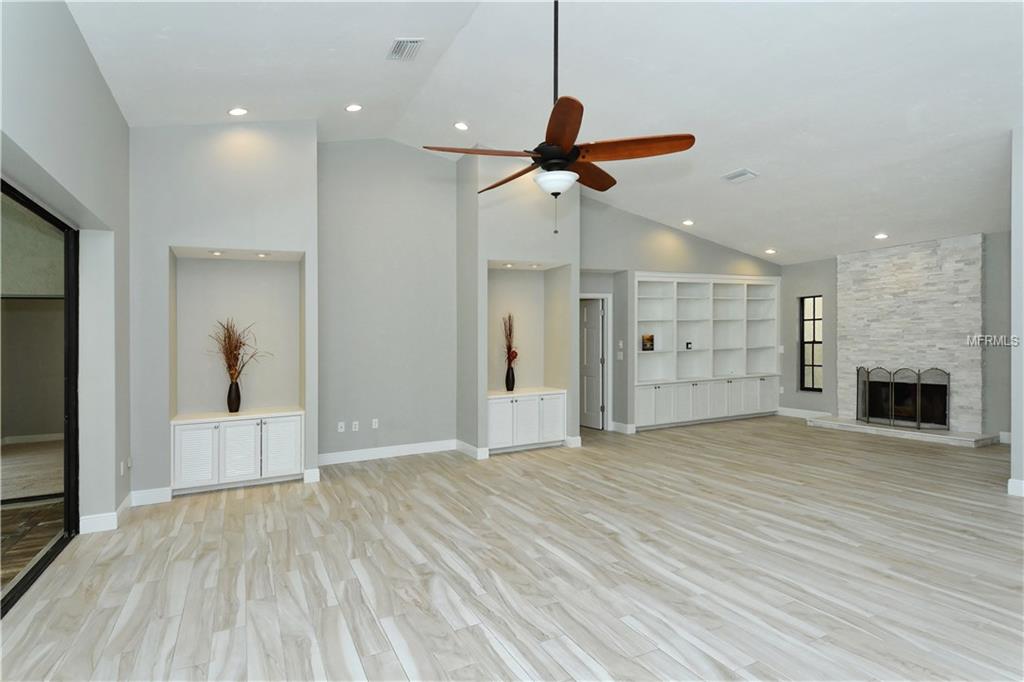 7313 CRAPE MYRTLE WAY, SARASOTA, Florida 34241, 3 Bedrooms Bedrooms, 4 Rooms Rooms,3 BathroomsBathrooms,Residential,For sale,CRAPE MYRTLE,A4206681