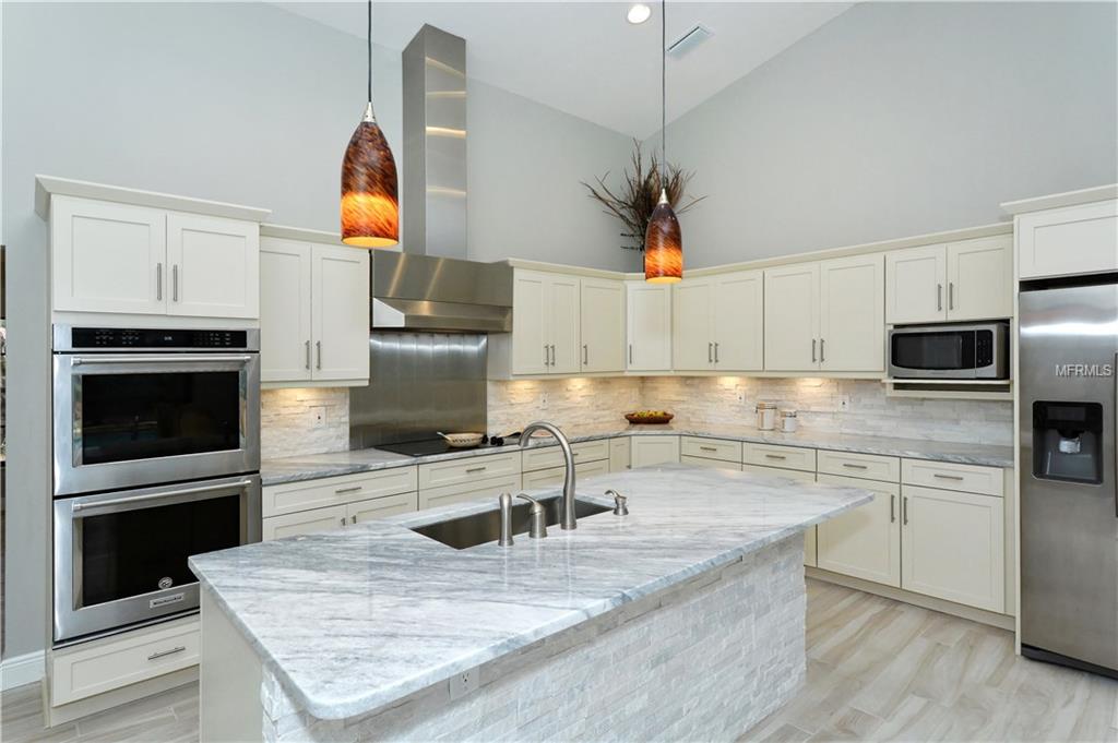 7313 CRAPE MYRTLE WAY, SARASOTA, Florida 34241, 3 Bedrooms Bedrooms, 4 Rooms Rooms,3 BathroomsBathrooms,Residential,For sale,CRAPE MYRTLE,A4206681