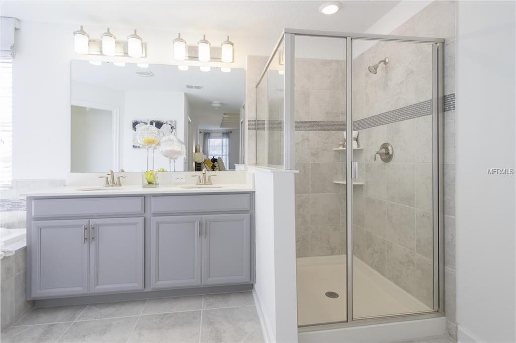 9209 CUT SHOT DRIVE, WINTER GARDEN, Florida 34787, 5 Bedrooms Bedrooms, 12 Rooms Rooms,3 BathroomsBathrooms,Residential,For sale,CUT SHOT,T2923919