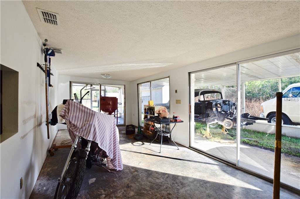 18805 SW 5TH STREET, LUTZ, Florida 33548, 3 Bedrooms Bedrooms, 6 Rooms Rooms,1 BathroomBathrooms,Residential,For sale,5TH,T2927091